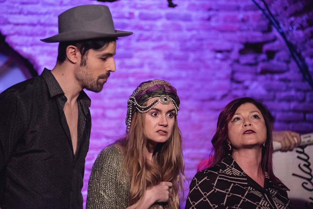 Escapa del teatro. La leyenda del Devengari